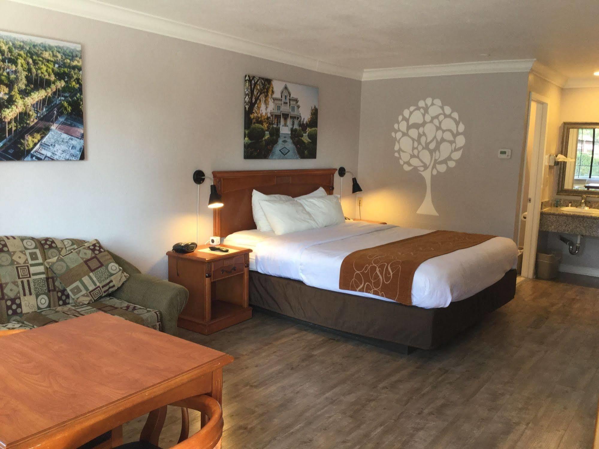 וודלנד Journey Inn מראה חיצוני תמונה